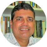 Foto do pastor Cláudio Paranhos, Pastor na Pastor na Igreja Presbiteriana Betânia de São Francisco. A Igreja Betânia usa o aplicativo célula.in.